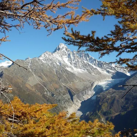 아파트 Studio Plein Sud. Vallee De Chamonix. Pieds De Pistes. 레우쉬